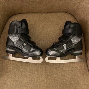 Jackson Softec Tri-Grip Youth/Child 11J Figure Ice Skates, Black